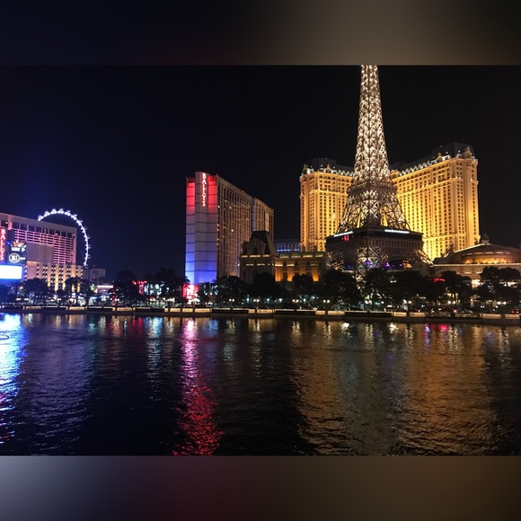 🖤🦇Welcome! To my Poshmark page! 🖤🦇 - Picture 3 of 5